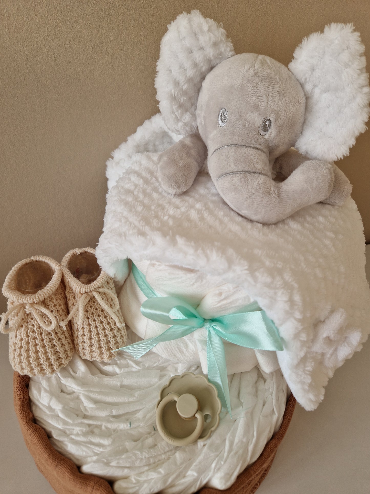 Luiertaart medium met olifant